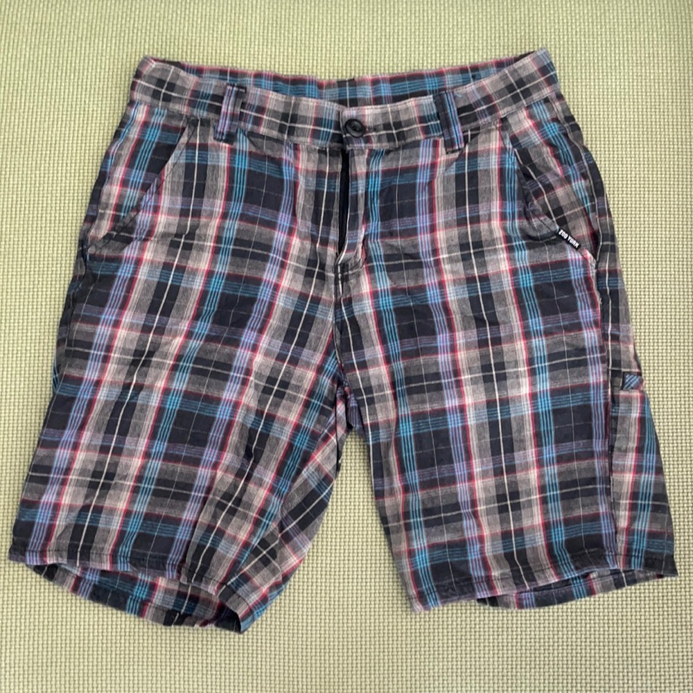Zoo York men’s shorts